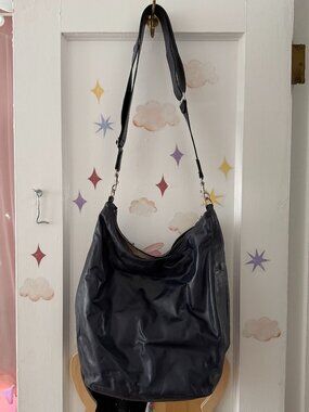M0851 Large Soft Hobo Bag in Navy Blue